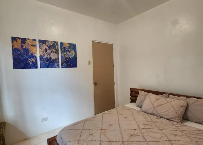Casa De Lucas * Moalboal